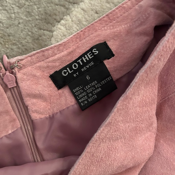 Ladies Suede Skirt - Picture 2 of 5